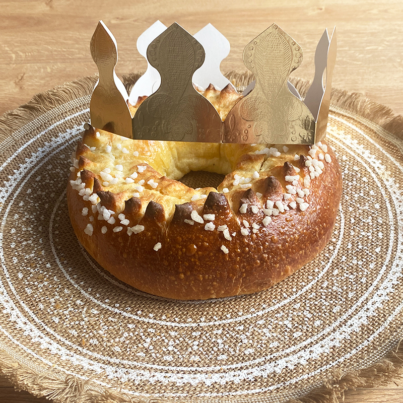 Couronne briochée aux grains de sucre